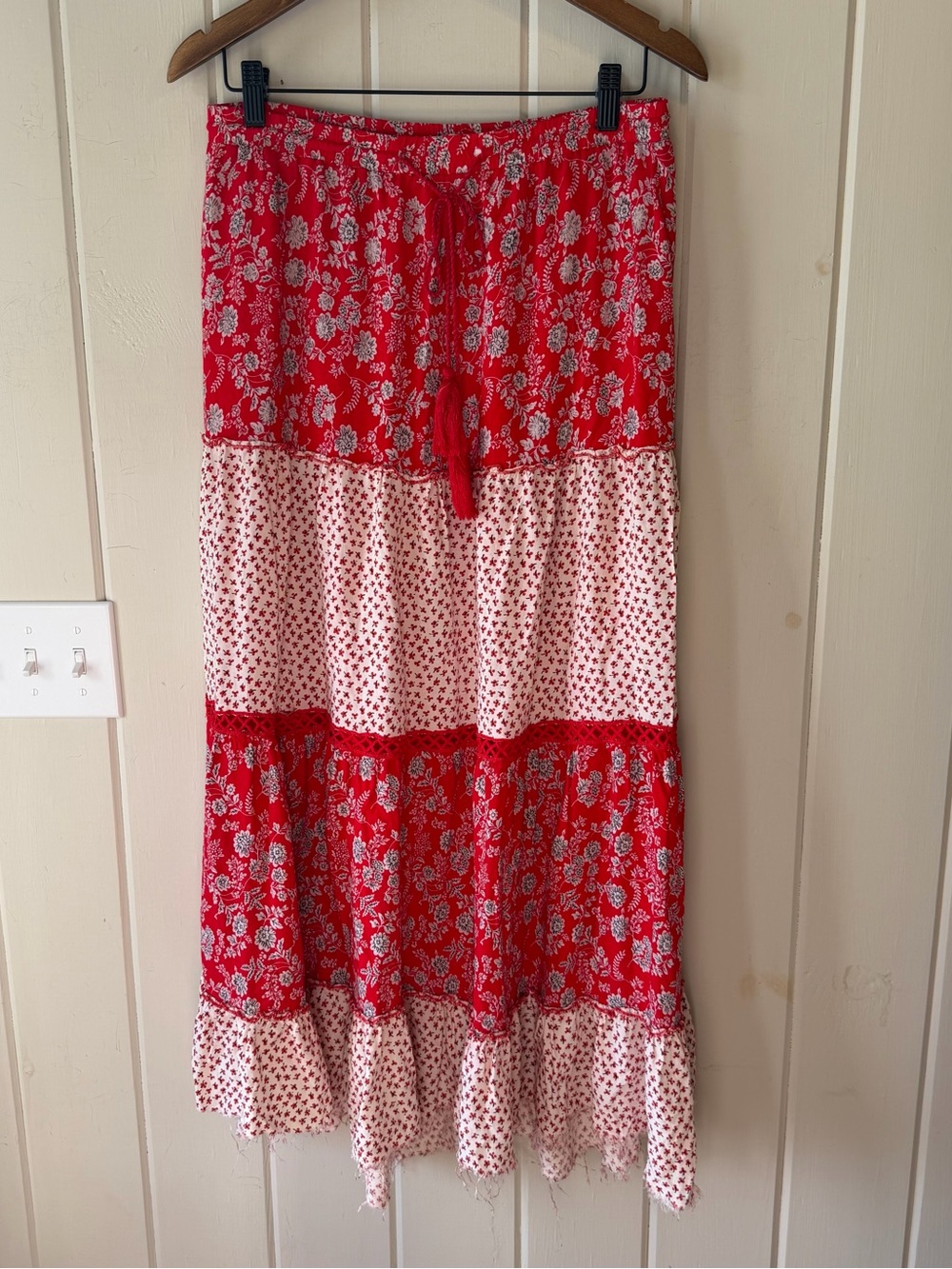 Solitaire Red and White Patchwork Western Floral Maxi Skirt, Size XL
